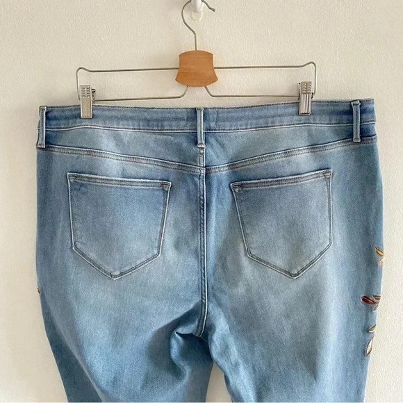 DRIFTWOOD KELLY Bootcut jeans Size 8 Size 20 - Picture 6 of 8